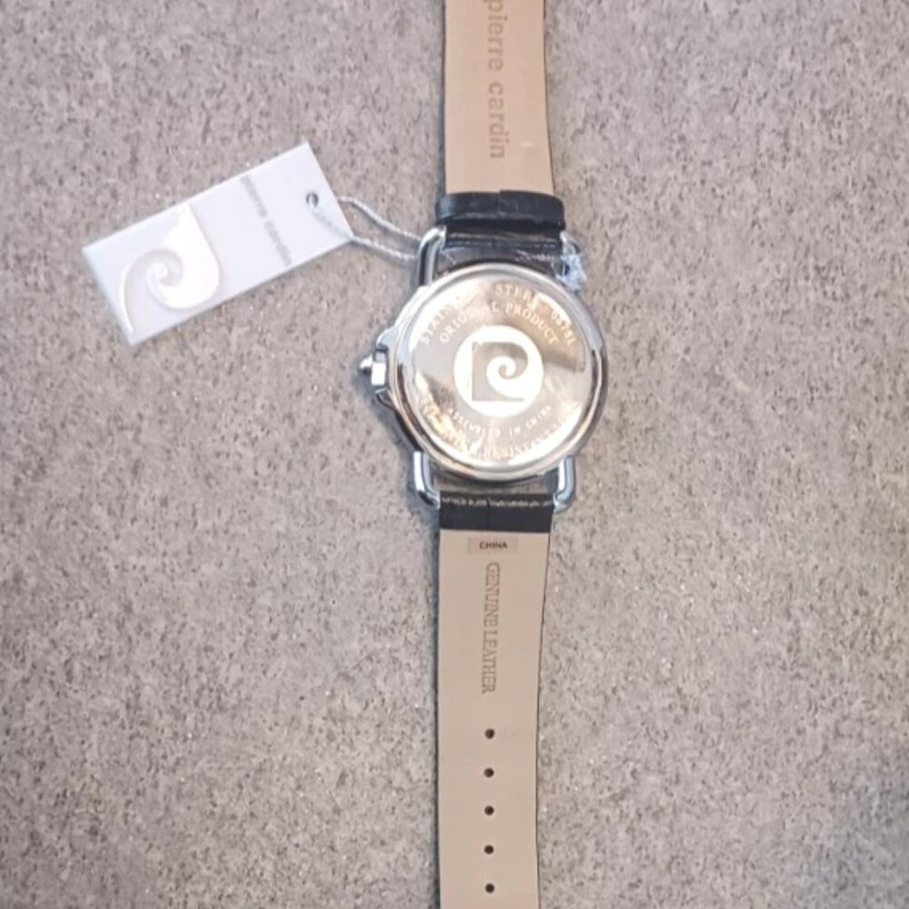 Pierre Cardin 42mm White Dial Date Arabic Numbers Leather strap Japan quartz - Picture 9 of 12